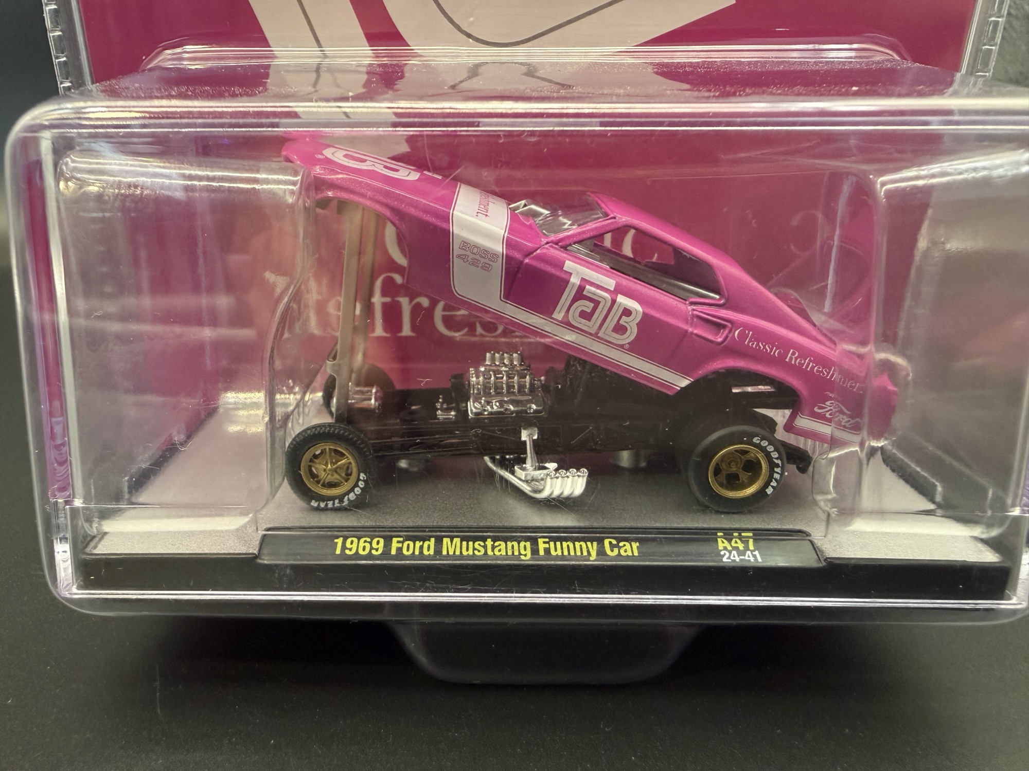 VOITURE MODÈLE RÉDUIT - DIE-CAST - 1:64 – Image 2