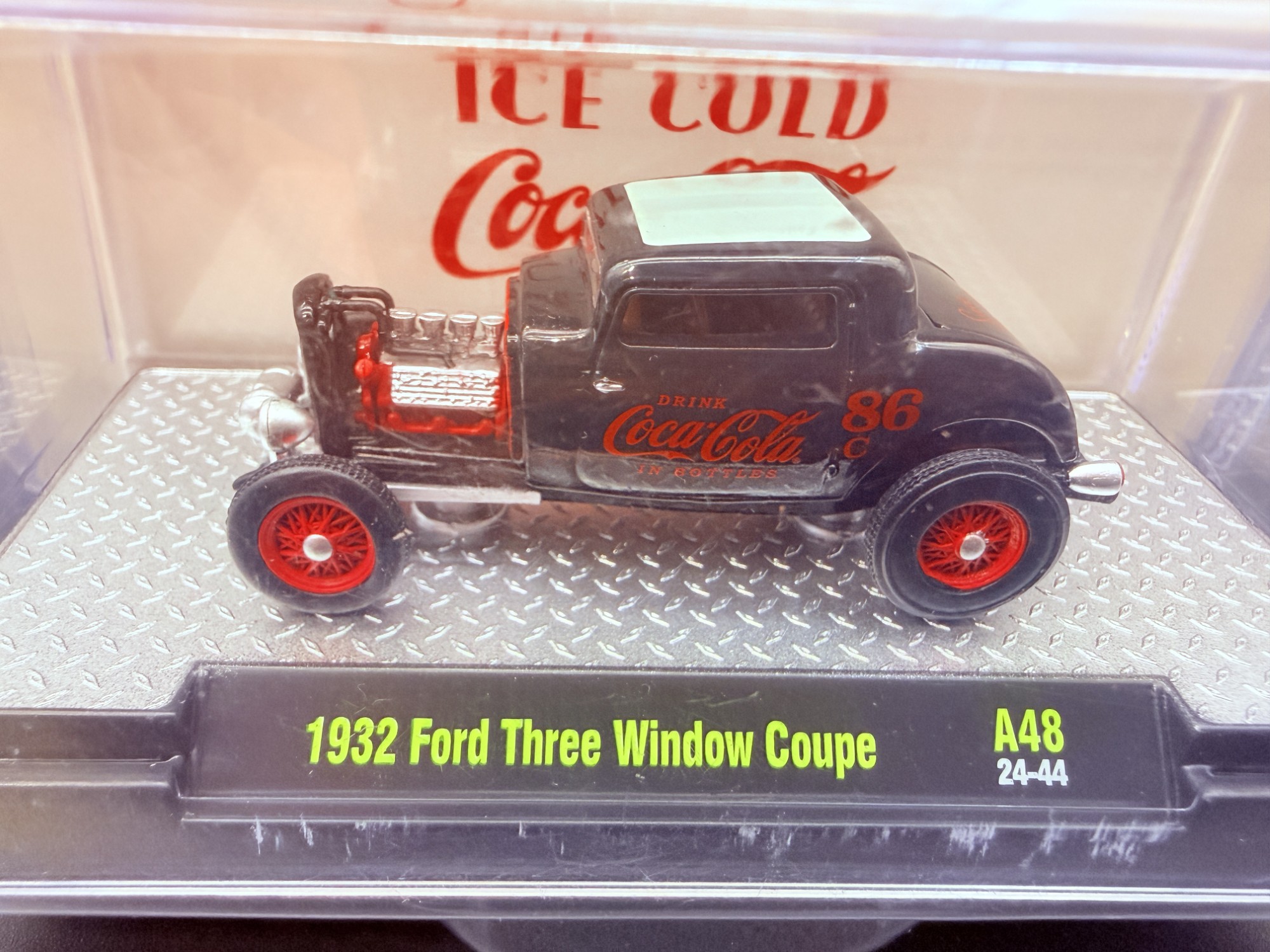 VOITURE MODÈLE RÉDUIT - DIE-CAST - 1:64 – Image 2