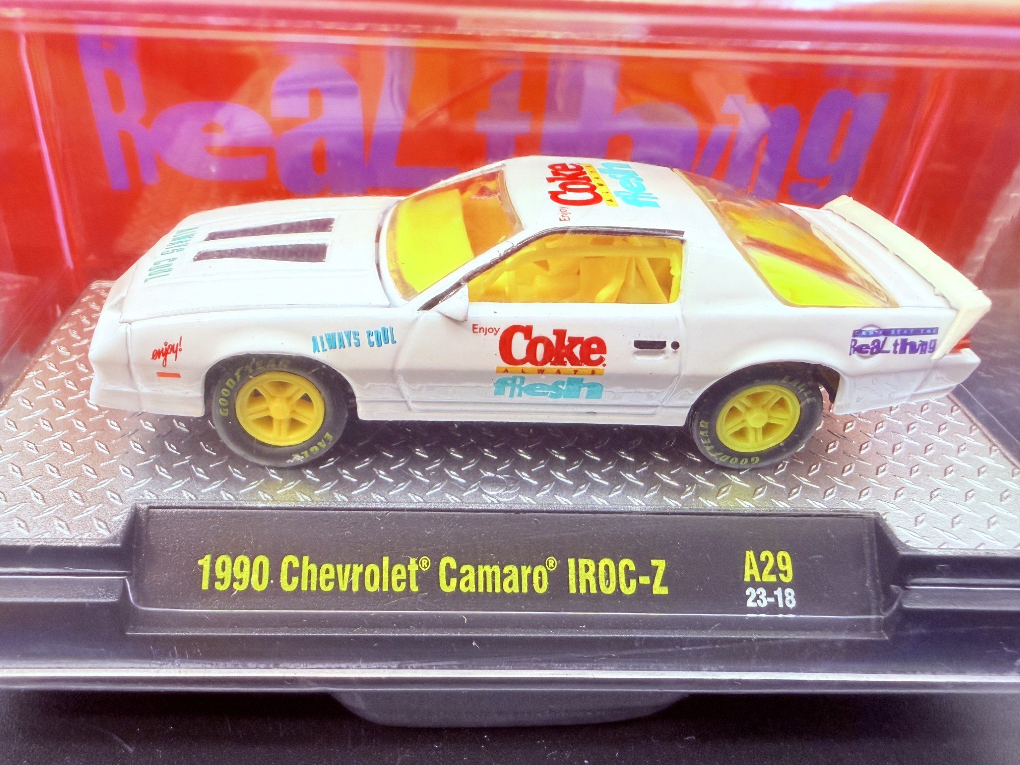 VOITURE MODÈLE RÉDUIT - DIE-CAST - 1:64 – Image 2