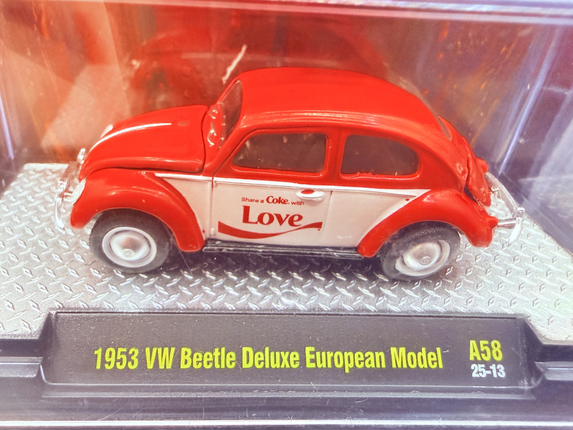 VOITURE MODÈLE RÉDUIT - DIE-CAST - 1:64 – Image 2
